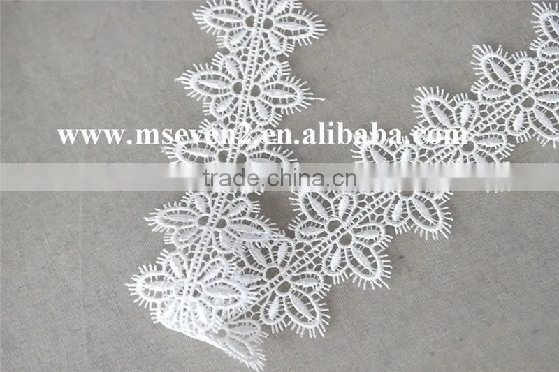 nice white color 100% polyester material ladies scolloped shaped lace trim eyelash embroidery lace in 4.5cm