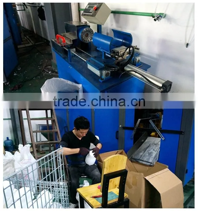 1Lhandheld pressure hand water pump sprayer used in garden and farm