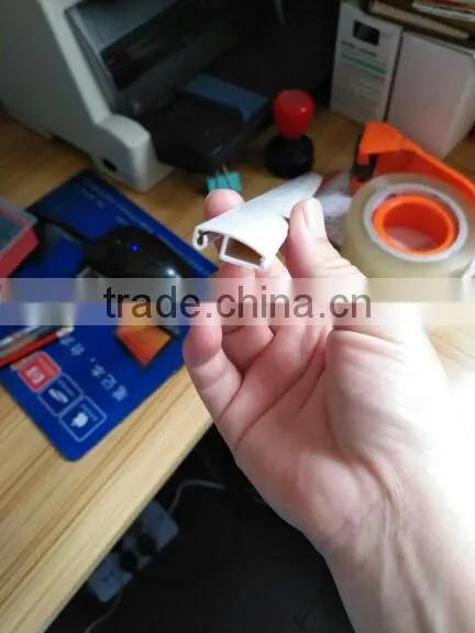 Plastic Clip for Wall Calendar