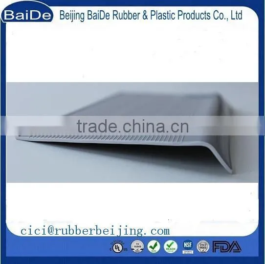 grey skirting board