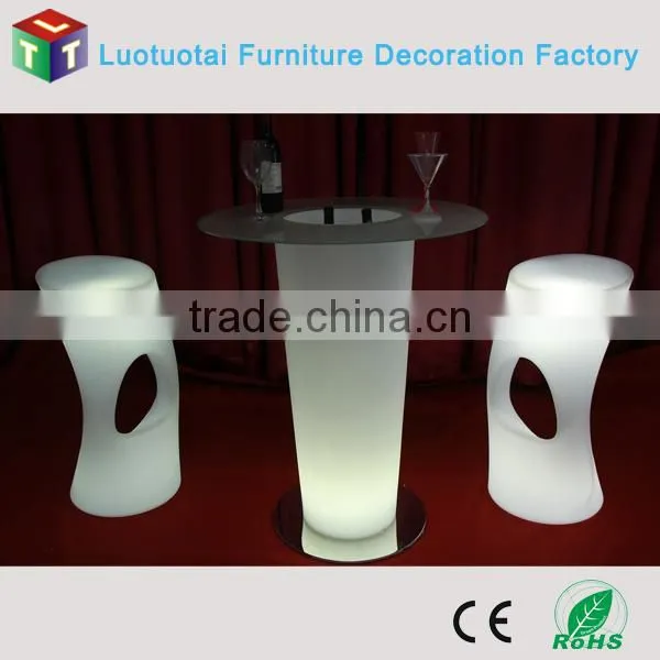 Manufacturer L40*W37*H81CM PE bar chair with remote control 16 mix changeable colors
