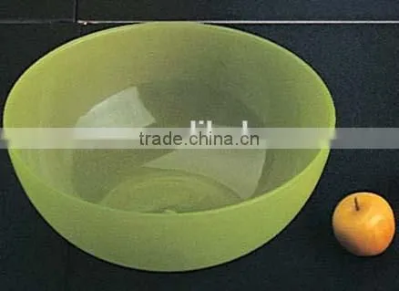 big round salad bowl