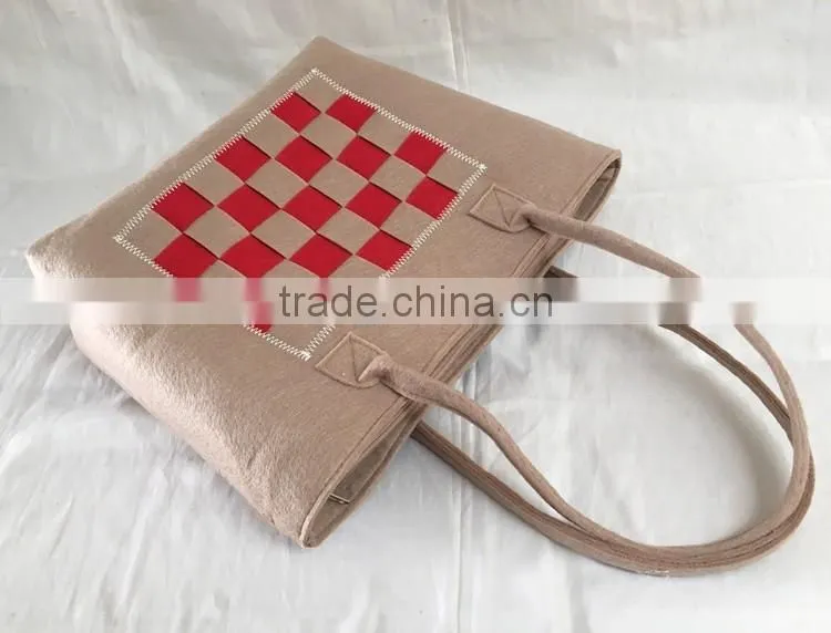 New promotional women shoulder handmade felt bag