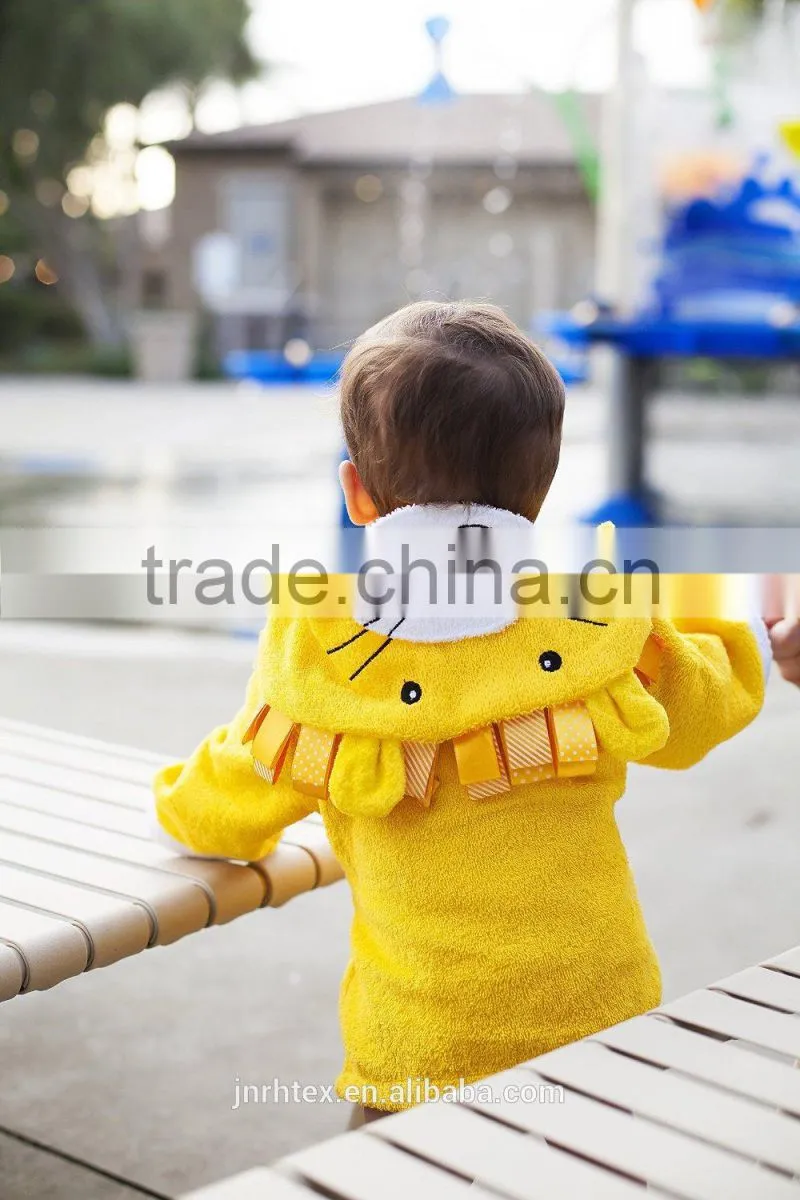 Yellow lion terry cotton hooded bathrobe for promotion