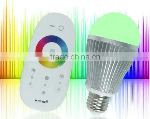 2013 new design CE,Rohs,UL approved multi-color e27 led light bulb with remote 6w