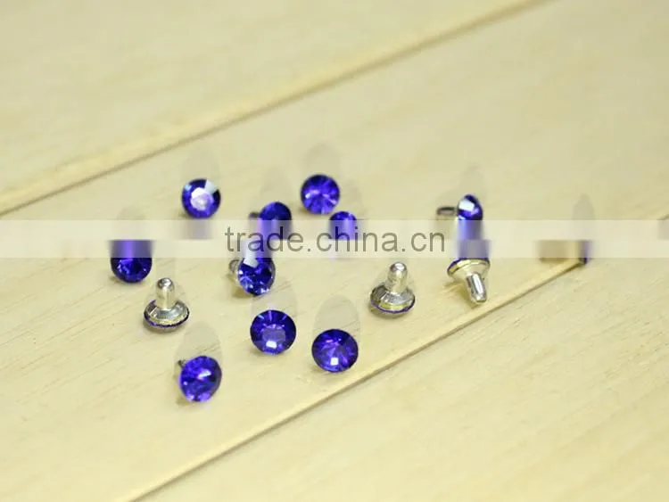 Acrylic rhinestone rivets for bags