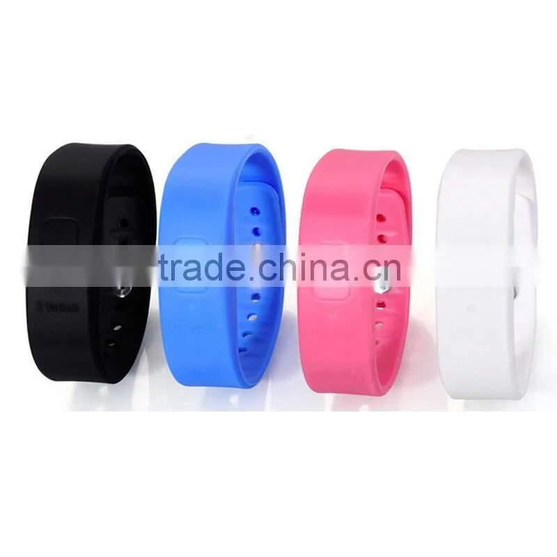 Anti theft bluetooth wristband vibrating when coming the call