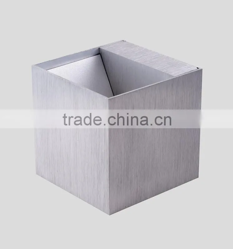 WWS0202-2 adjustable indoor/outdoor led wall light