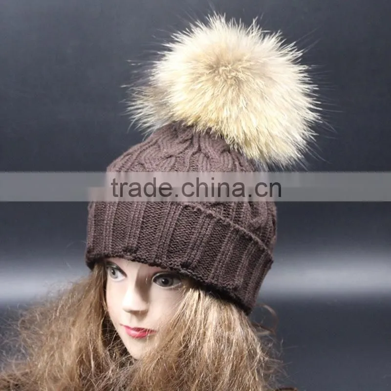 18 CM Big Raccoon Fur Pompom Woman Crochet Hats