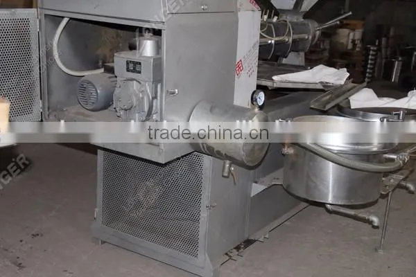 Automatic Oil Press Machine/Price Groundnut Oil Machine