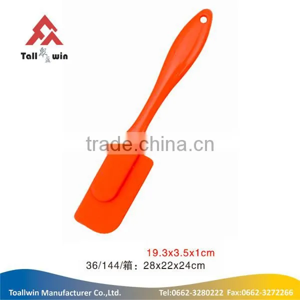 Food grade silicone kitchen utensils/yellow silicone spatula