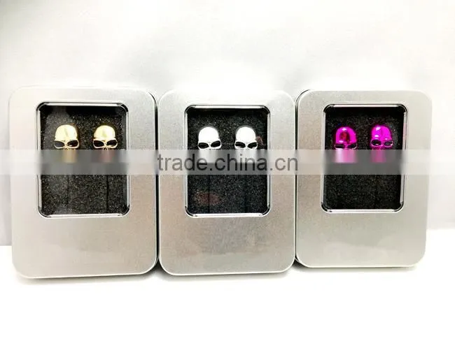 Metal skull headphone