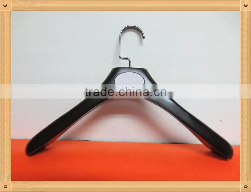 Hotsale high quality Wholesale colored wooden cloth hanger