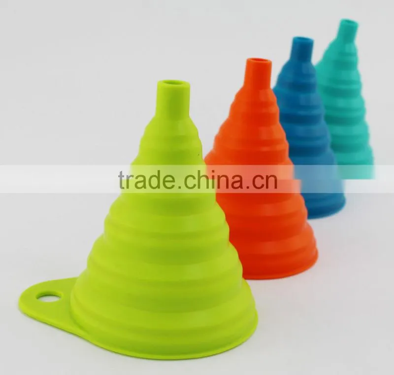Awesome Collapsible Silicone Hopper
