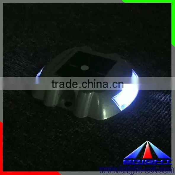8KN LED Solar Road Stud, LED Traffic Signs 5 Years Warranty, LED Road Stud 10 Hours per night