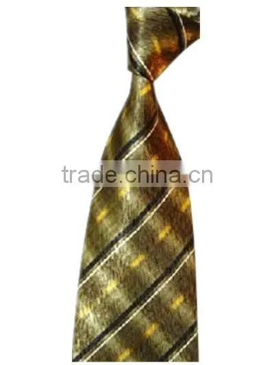 printed tie with striped pattern