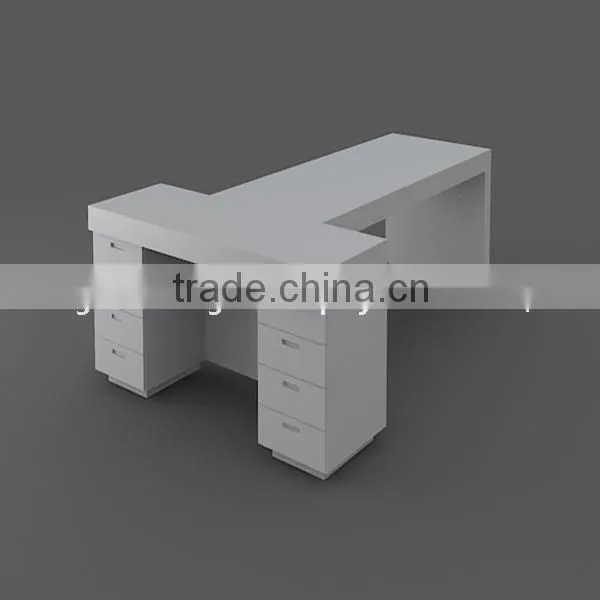 many drawers display long table