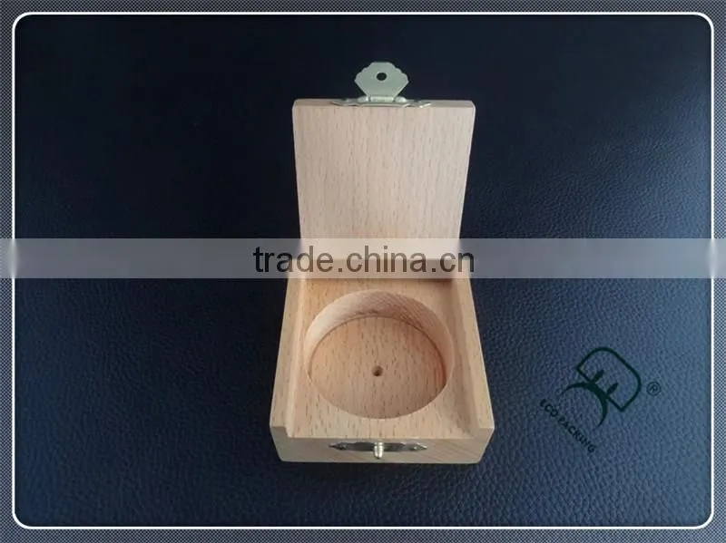 Natural solid wooden coin display box with lock