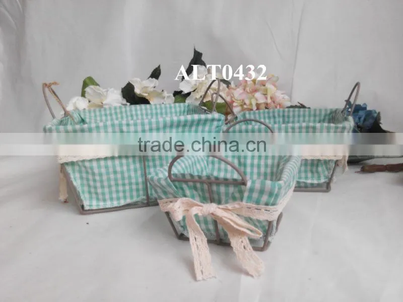 china lining wire baskets for home decoration and storage