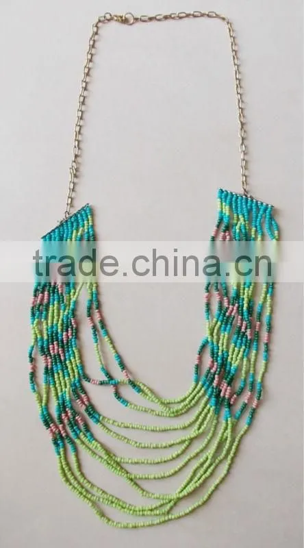 white collar necklace