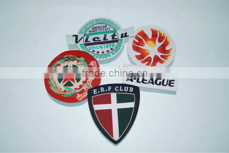 2015 new fashion high-density custom reusable name woven school badges