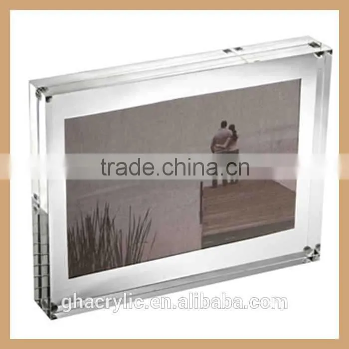 New design different shape ornaments small memorial photo frame
