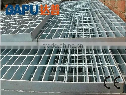 Steel grating panel making machine