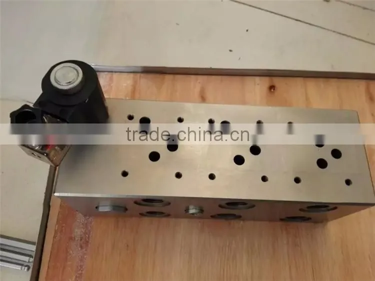 Cement products machinery hydraulic valve
