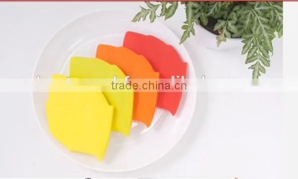 2017 new cheap FDA silicone leaf pocket cup