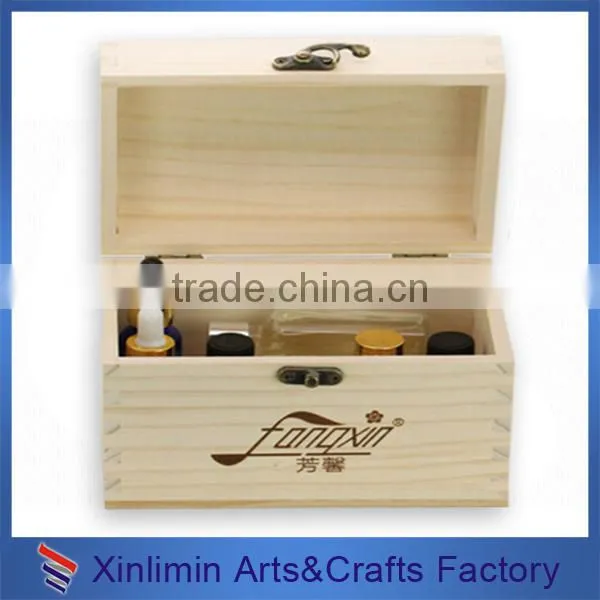 Luxury design chocolate box with clear lid