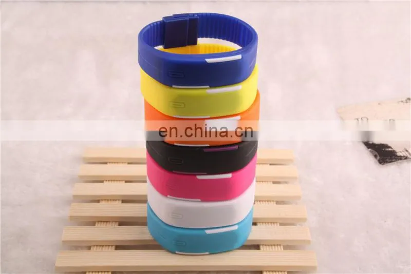 2015 new waterproof sports wrist watch kids waterproof sport watch