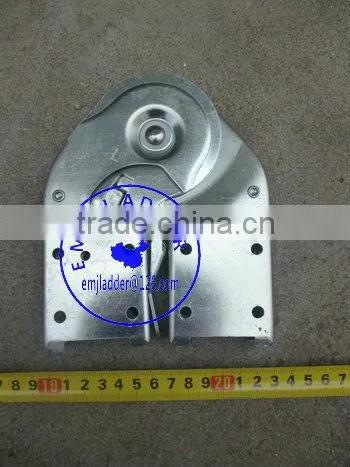 folding step ladder hinge