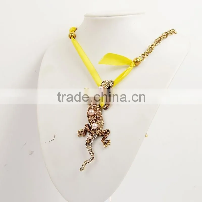 New Fashion Style Bohemian Gecko Pendant Chain Bib Statement Necklace Chain Spools
