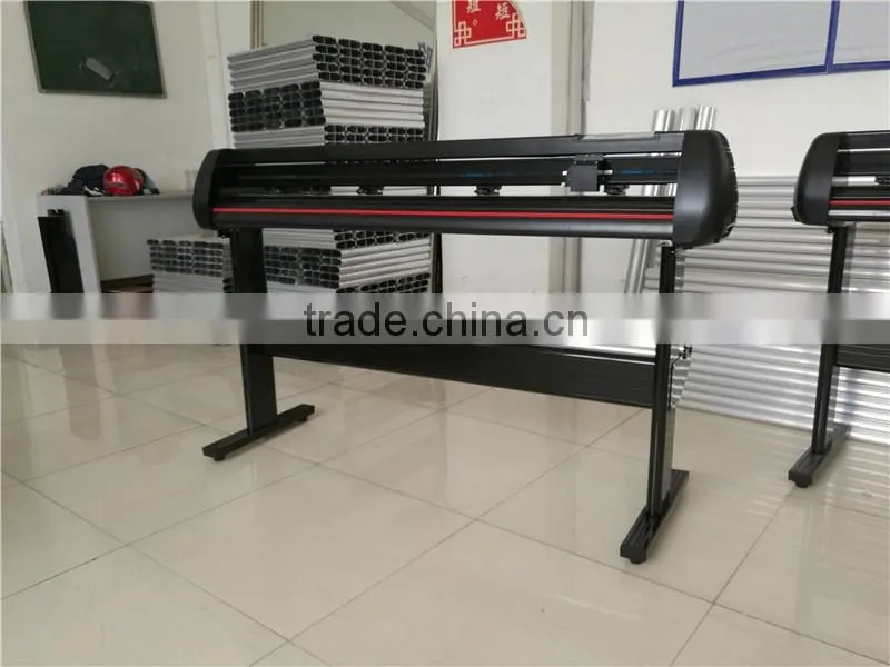 Factory price BR-1350 vinyl cuting plotter cutter machine cutting width 1260mm with free software