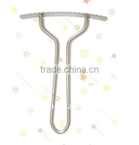 Metal pet shedding tool