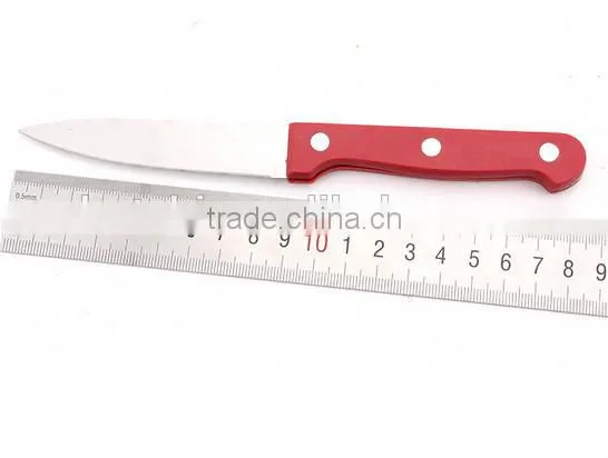 utility knife with blades