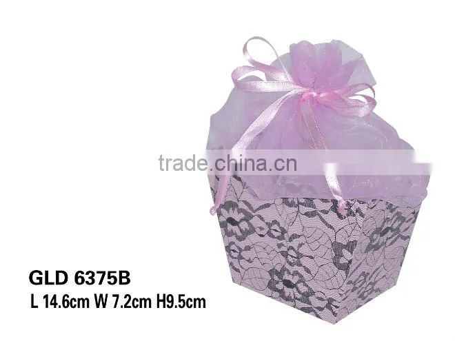promotional gift box with organza pouch top