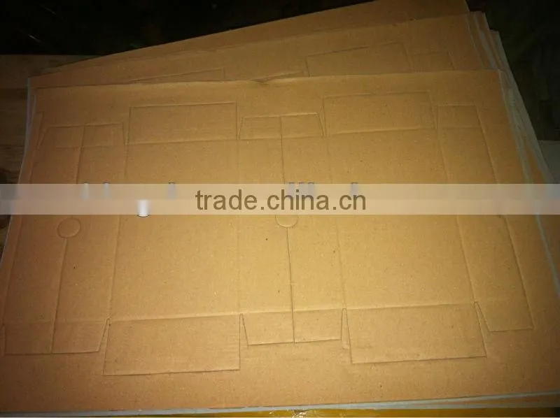 Semi automatic shoe box folding machine