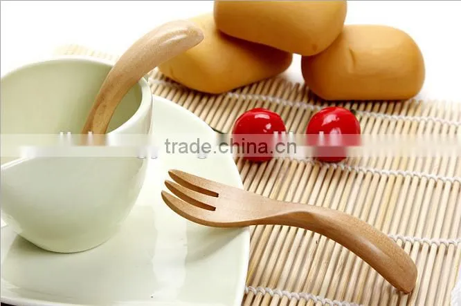 new design baby Wooden dinnerware forks knives Children tableware