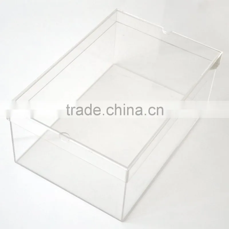 clear acrylic box/display case