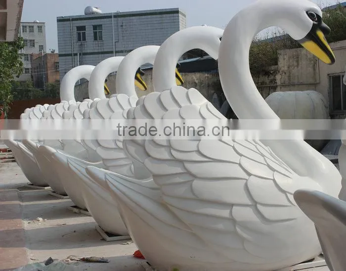 FRP goose statue