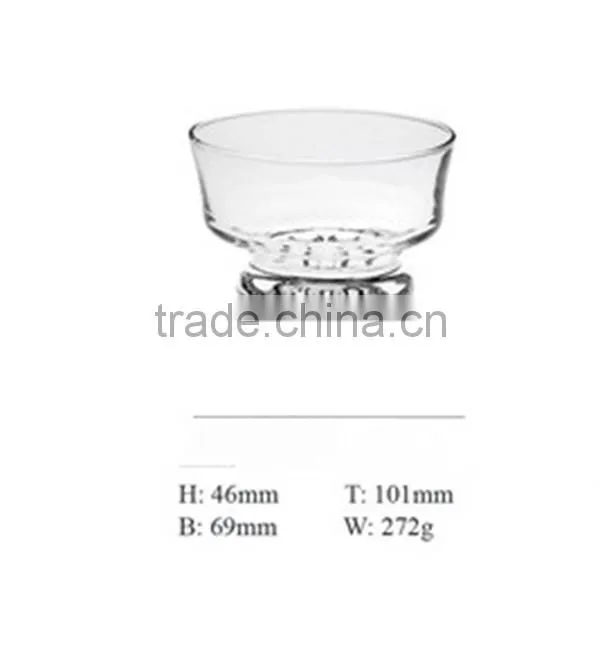 Glass bowl of vanilla