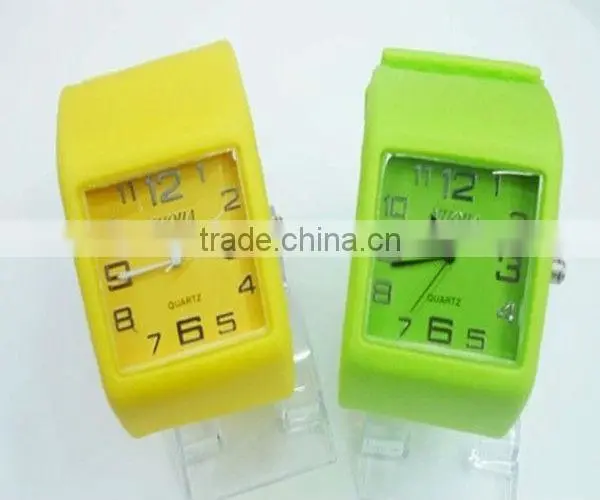 2013 colorful silicone jelly watch for kids price of smart watch phone