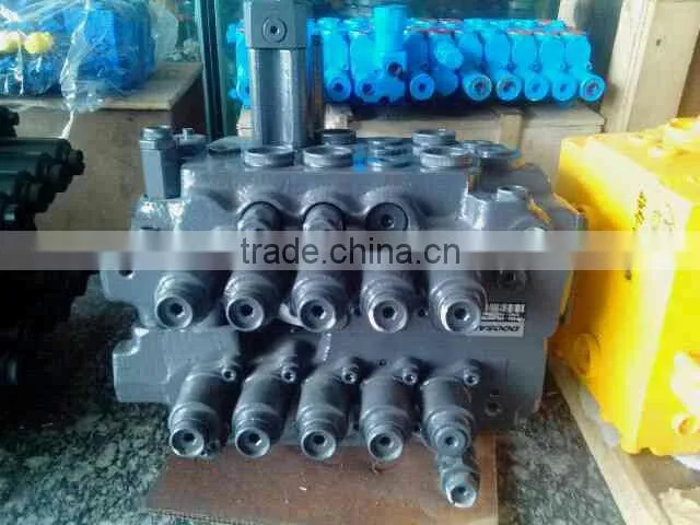 PC200 excavator hydraulic valve , 709-79-22303 708-25-04051
