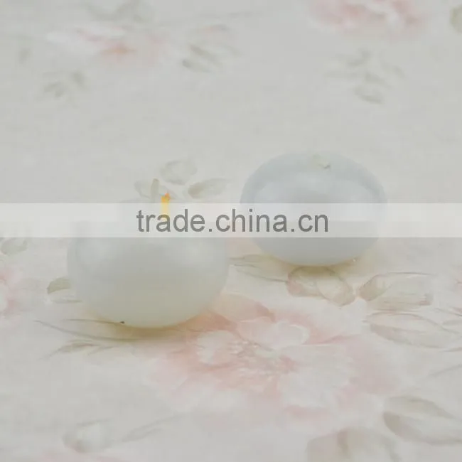 Decorative paraffin wax floating candle