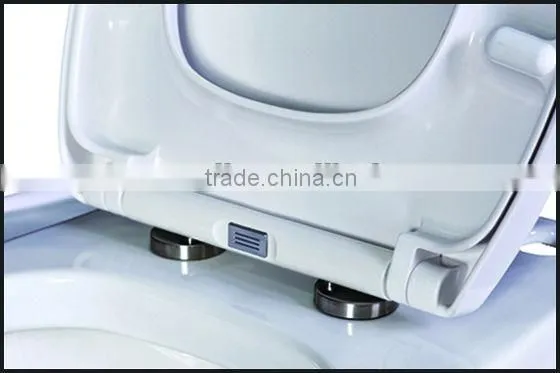 Duroplast Toilet Seat and Cover with soft close and quick release function
