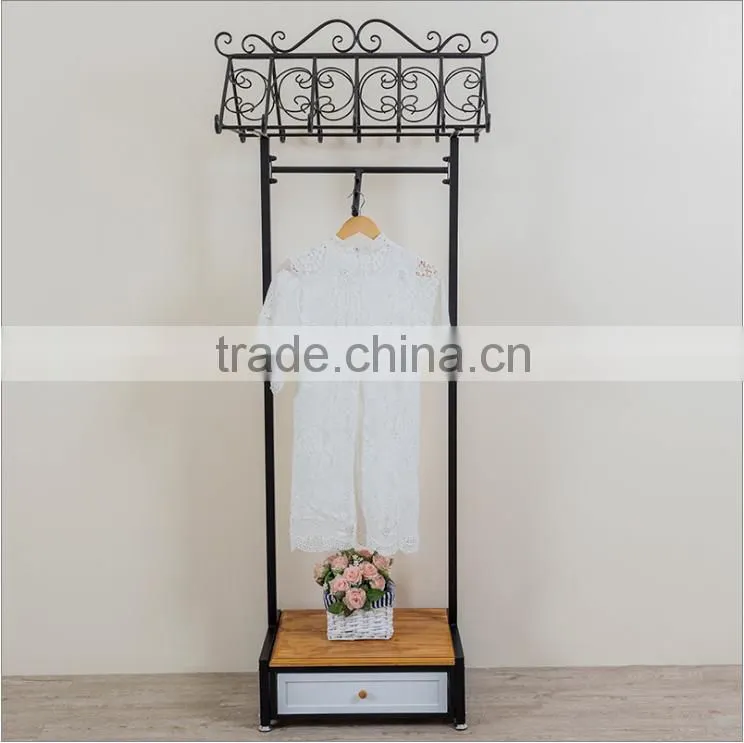 Hot selling fashion factory made cloth display racks and stands