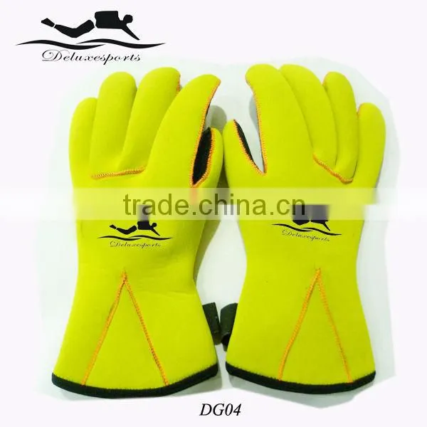 Kevlar on palm and velcro band glued &blind stitching for waterproof diving glove
