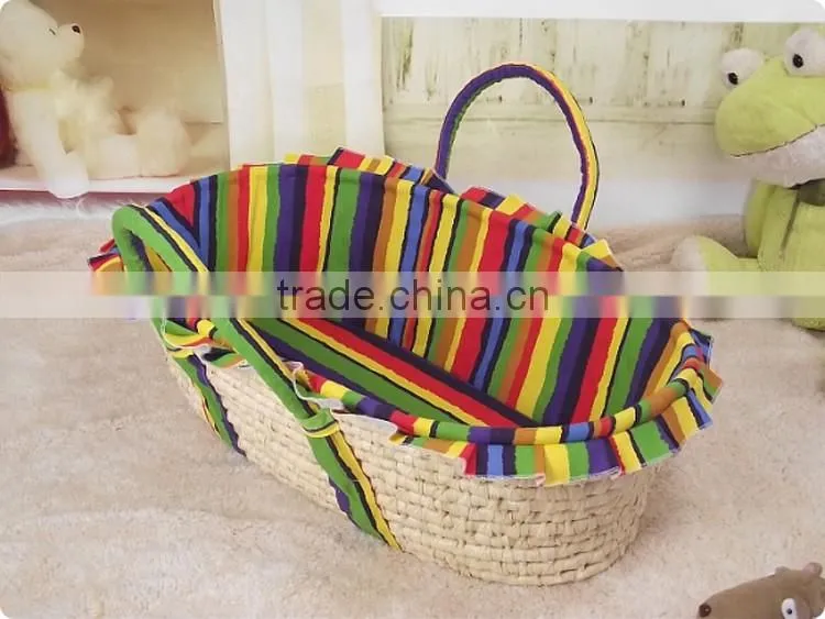Eco-friendly handcraft baby furniture wholesale straw baby basket