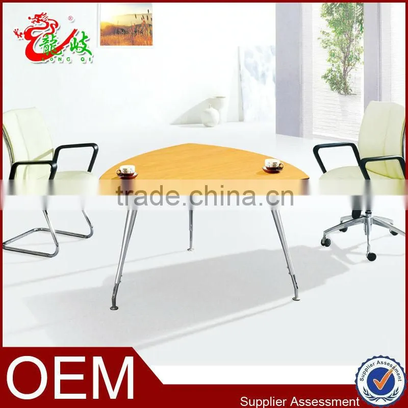 yellow simple triangle meeting table M683